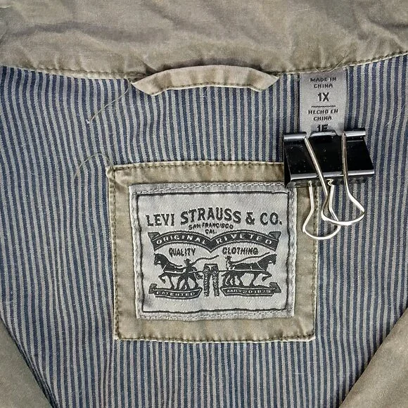 Levi's Olive Green Distressed Utility Rain Jacket EUC - Picture 8 of 10